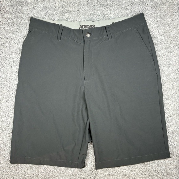 Adidas Shorts Mens 36 Activewear Performance Wear Athleisure Office Golf Work - Picture 1 of 4